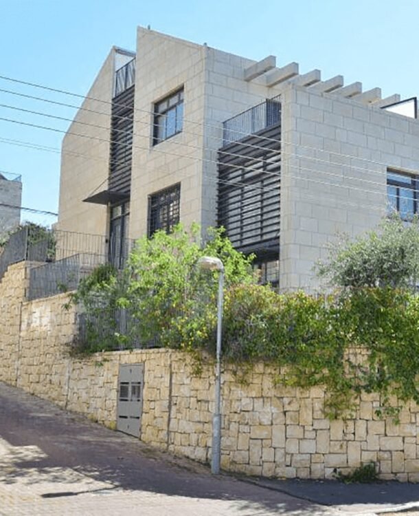 The Arava House